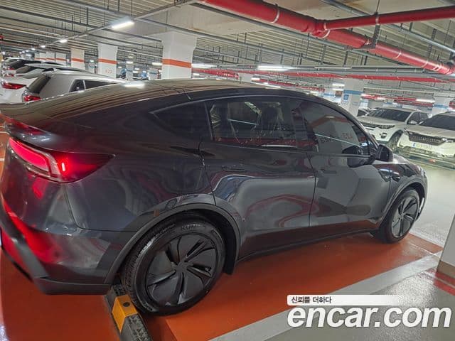 Tesla модель Y, 2025 6