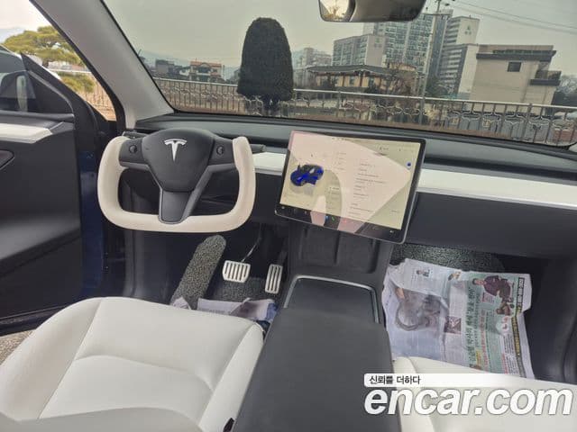 Tesla модель Y, 2024 10