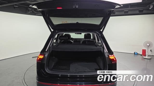 Volkswagen Tiguan 2세대 Prestige, 2022 20