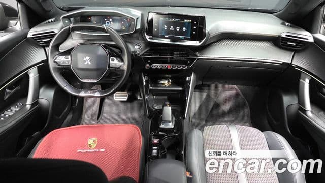 Peugeot e-2008 2세대 EV GT, 2022 7