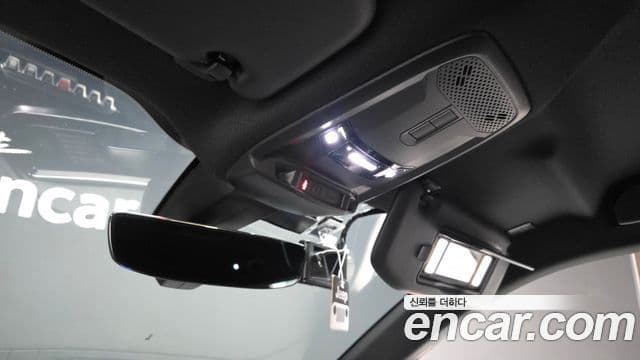 Peugeot e-2008 2세대 EV GT, 2022 17