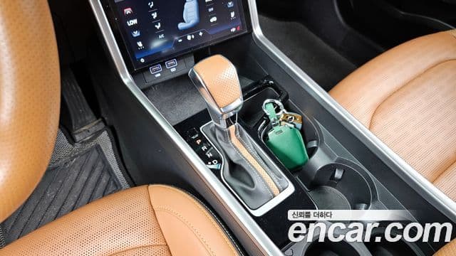 KG모빌리티(SsangYong) Torres T7, 2024 9