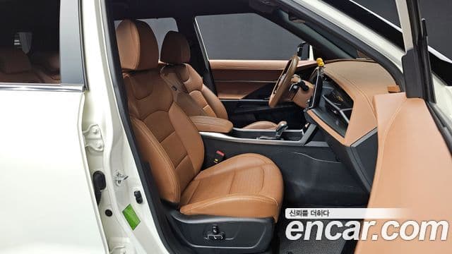 KG모빌리티(SsangYong) Torres T7, 2024 10