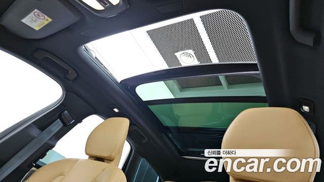 Volvo XC60 2세대 T8 Ultra Bright, 2025 15