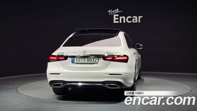 Mercedes-Benz E-класс W213 AMG Line, 2022 4