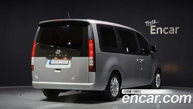 Hyundai Staria Modern, 2023 2
