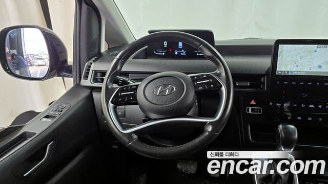 Hyundai Staria Modern, 2023 13