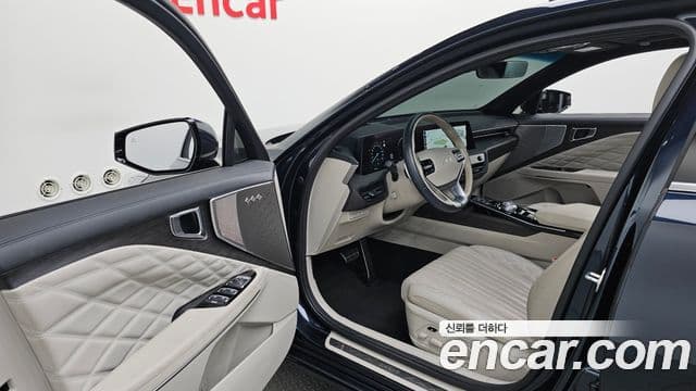 Kia K8 гибрид Signature, 2023 10