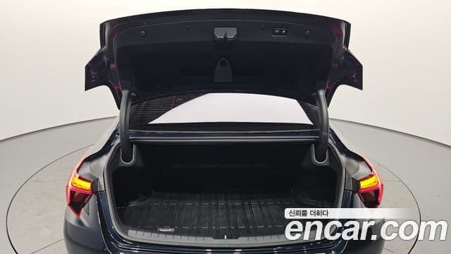 Kia K8 гибрид Signature, 2023 20