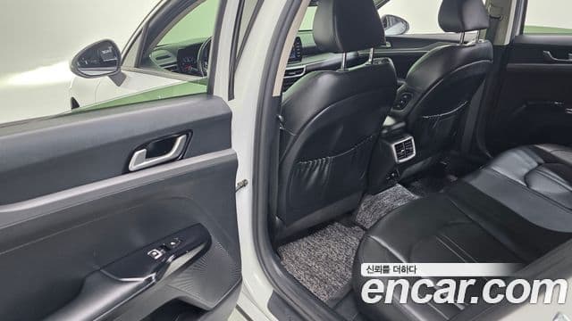 Kia K5 3세대 Prestige, 2020 18