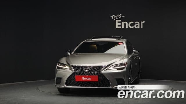 Lexus LS500h 5세대 3.5 Luxury AWD, 2023 3