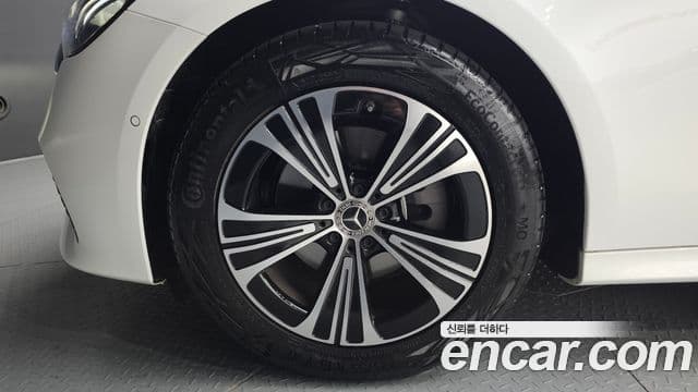 Mercedes-Benz E-класс W214 Avantgarde, 2026 все фото