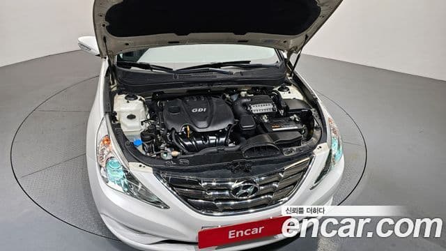 Hyundai YF Sonata топовая версия, 2010 6