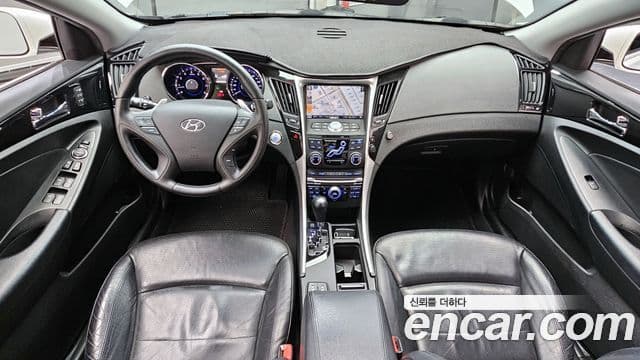 Hyundai YF Sonata топовая версия, 2010 7