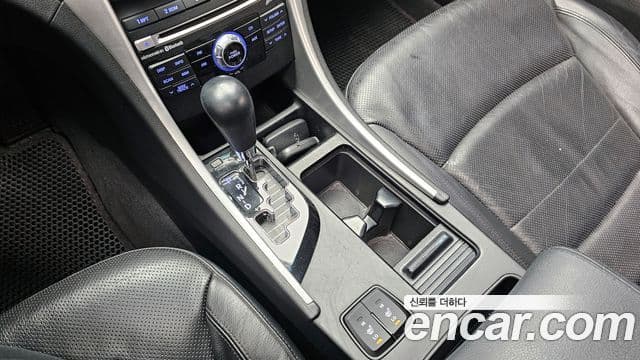 Hyundai YF Sonata топовая версия, 2010 9