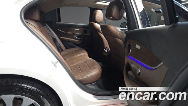 Mercedes-Benz E-класс W213 Exclusive, 2018 12