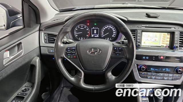 Hyundai LF Sonata Premium, 2015 13