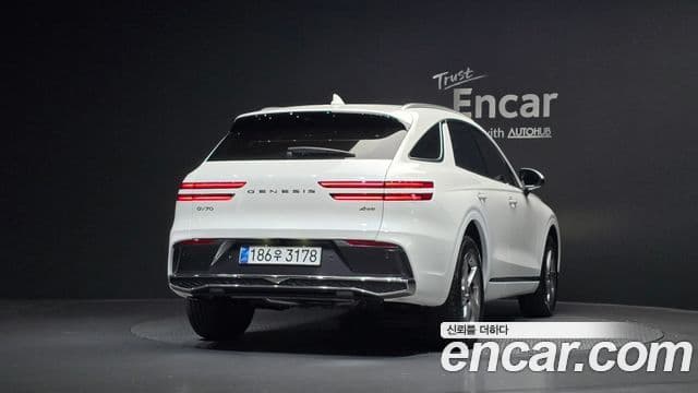 Genesis GV70, 2025 4