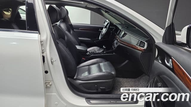 Kia All New K7 3.0 LPI Luxury (арендный автомобиль), 2016 11