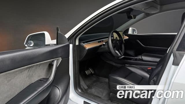 Tesla модель Y Long Range AWD, 2022 11