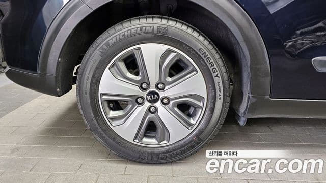 Kia Niro Prestige, 2018 все фото