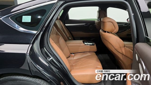 Genesis G80 (RG3) бензин 2.5 турбо AWD, 2023 12