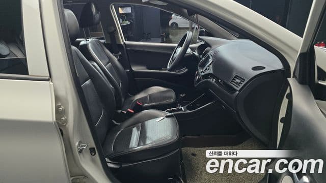 Kia The / новый New Morning Luxury, 2016 11