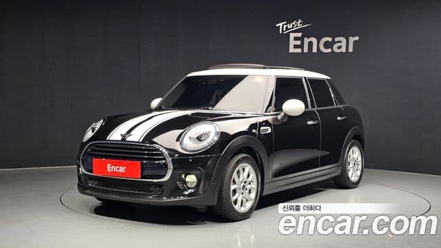 Mini Cooper D 3세대, 2018 1