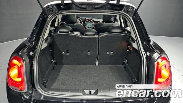 Mini Cooper D 3세대, 2018 20