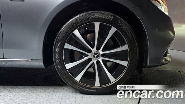 Mercedes-Benz E-класс W213 Exclusive, 2020 все фото