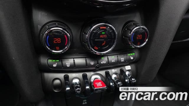 Mini Cooper 3세대, 2021 17