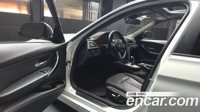 BMW 3시리즈 (F30), 2016 10