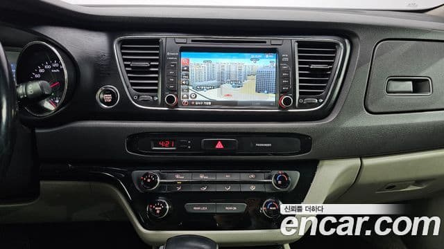 Kia All New Carnival Luxury, 2017 14