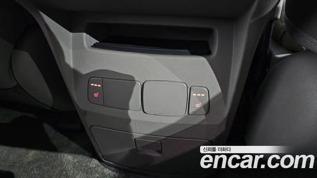 Kia All New Carnival Luxury, 2017 19