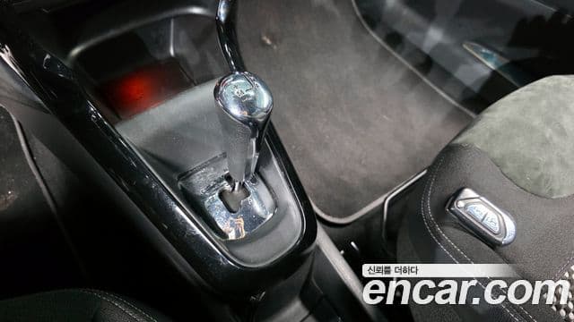 Ситроен / DS DS3 1.6 e-HDi So Chic, 2013 9