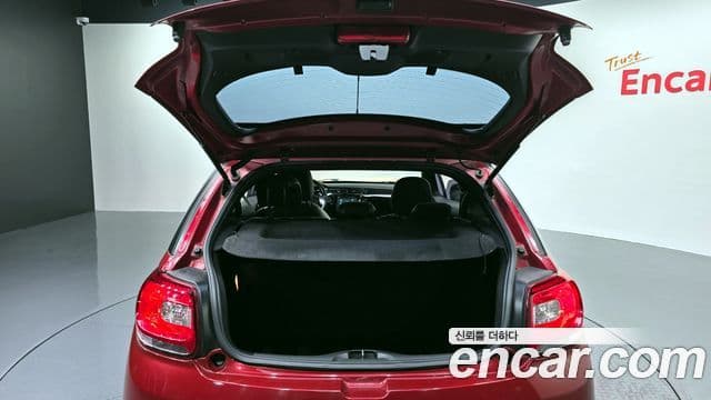 Ситроен / DS DS3 1.6 e-HDi So Chic, 2013 20