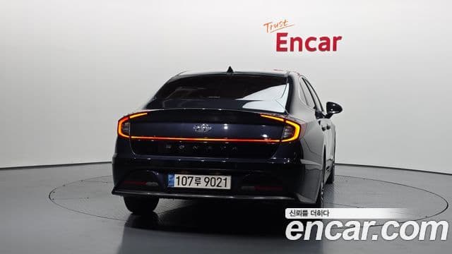 Hyundai Sonata гибрид (DN8) Family, 2021 4