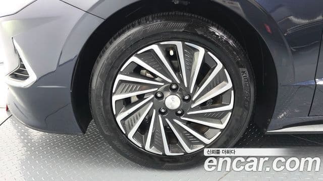 Hyundai Sonata гибрид (DN8) Family, 2021 все фото