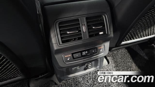 Audi Q5 (FY) 40 TDI Quattro Premium Sportback, 2023 18