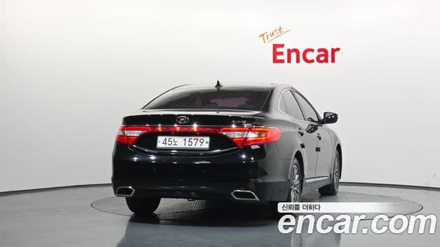 Hyundai Grandeur HG гибрид Premium, 2015 4