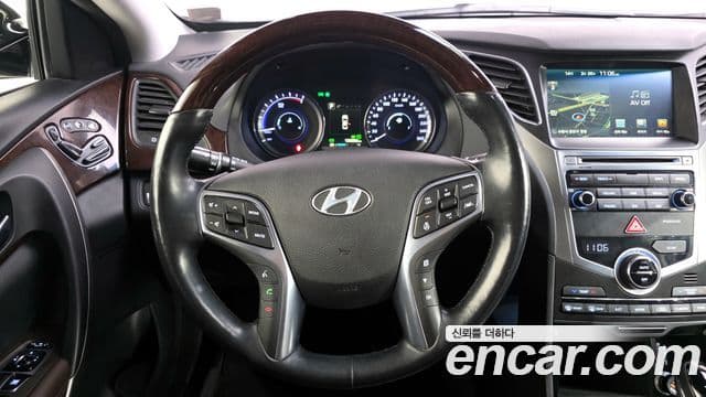 Hyundai Grandeur HG гибрид Premium, 2015 15