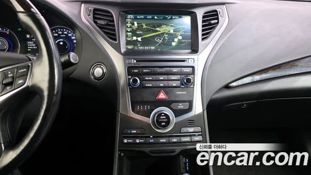 Hyundai Grandeur HG гибрид Premium, 2015 17