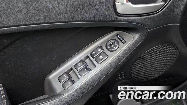 Kia The / новый New K3 Deluxe, 2017 17