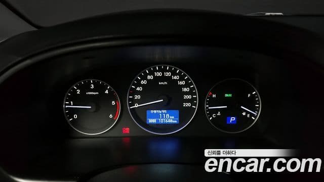 Hyundai The / новый New Grand Starex Modern, 2020 8