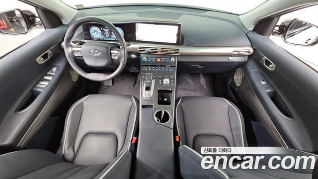 Hyundai NEXO Premium, 2023 7