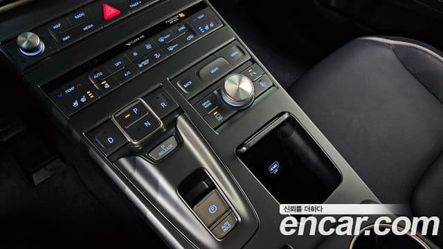 Hyundai NEXO Premium, 2023 9