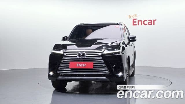Lexus LX 4세대 Luxury, 2025 3