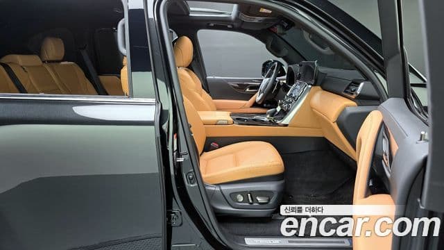 Lexus LX 4세대 Luxury, 2025 10