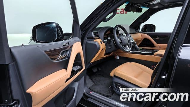 Lexus LX 4세대 Luxury, 2025 11