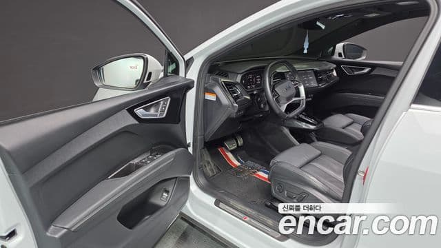 Audi Q4 e-Tron (F4) 40 Premium Sportback, 2022 10